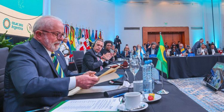 Cúpula da Celac termina com destaque para volta do Brasil ao bloco Cúpula da Celac termina com destaque para volta do Brasil ao bloco