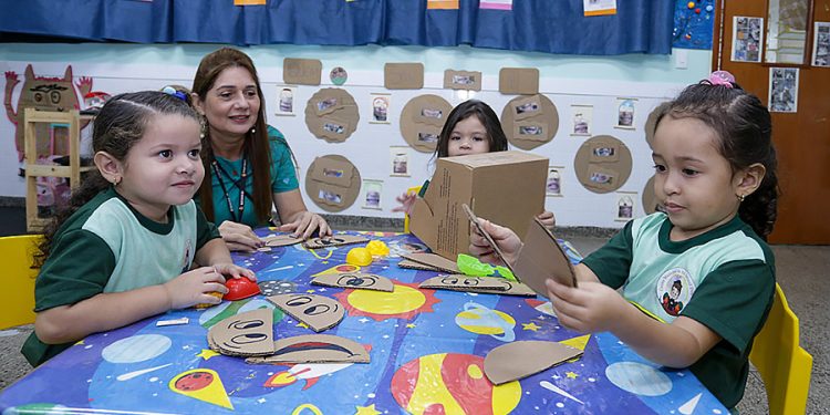 Cmei Dom Bosco, que atende 519 alunos, é reinaugurado pela Prefeitura de Manaus