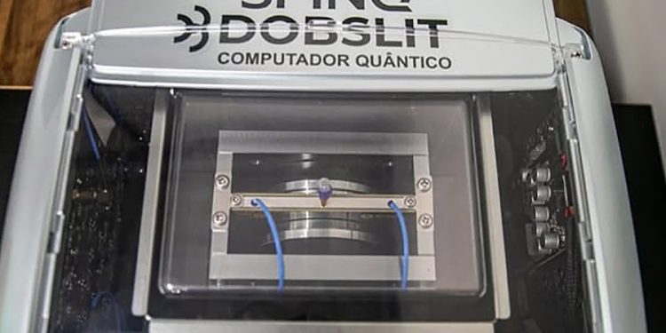 UEA apresenta primeiro Computador Quântico Educacional do Norte do Brasil UEA apresenta primeiro Computador Quântico Educacional do Norte do Brasil