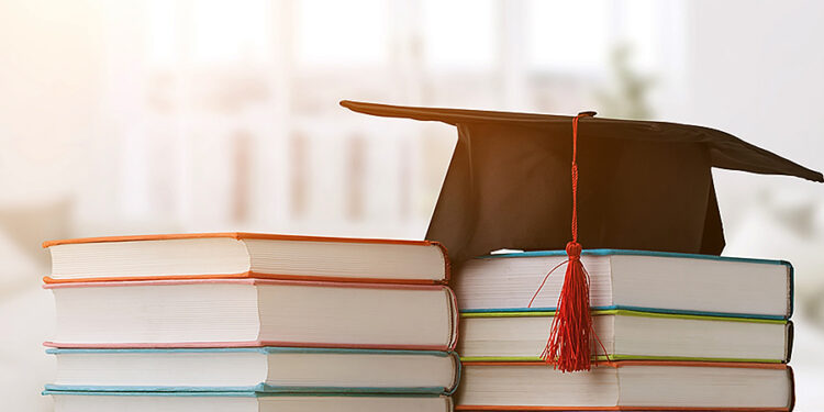 Saiu o resultado do Programa Bolsa Universidade 2026, oferecido pela Prefeitura de Manaus; veja a lista