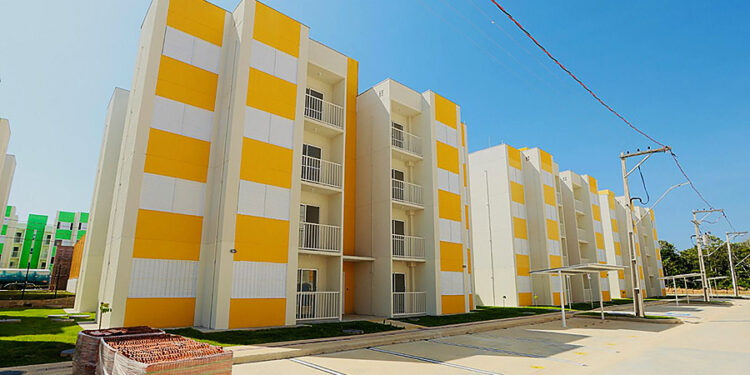 Apartamentos do Parque das Tribos serão entregues semimobiliados e com documentação completa, garante David Almeida