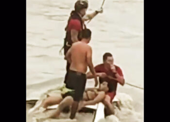 Bombeiros explicam como foi o resgate de homem preso em carro arrastado por tempestade em Manaus