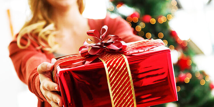 Fecomércio aponta que consumidores em Manaus devem gastar mais de R$ 400 nas compras de Natal