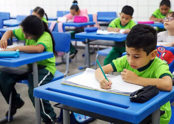 Matrículas de novos alunos na rede municipal começam sexta-feira (16), informa Prefeitura de Manaus