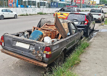 Estacionamento irregular nas zonas leste, norte e sul da cidade é combatido pela Prefeitura de Manaus