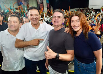 Tony Medeiros lança pré-campanha a deputado estadual e confirma aliança com David Almeida Tony Medeiros lança pré-campanha a deputado estadual e confirma aliança com David Almeida
