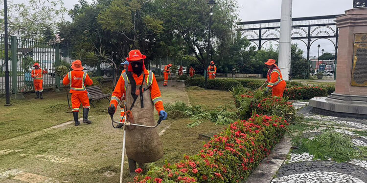 Parque Jefferson Péres recebe operação limpeza executada pela Prefeitura de Manaus