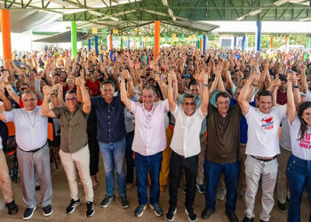 Omar amplia força política no interior do AM com inauguração de portos em Humaitá, Canutama e Fonte Boa