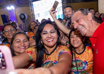 Amazonas precisa distribuir mais casas às famílias que vivem no aluguel, avalia Omar Aziz