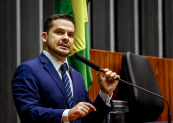 Guerrilheiros colombianos entram no AM e expõem falha na segurança da fronteira, denuncia Capitão Alberto Neto