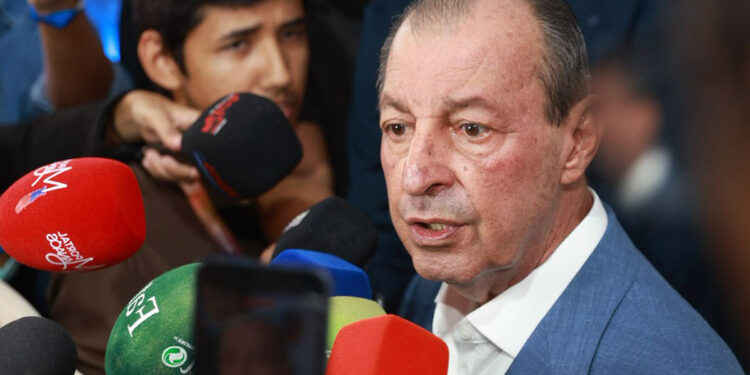 Omar Aziz: “Vou construir mais escolas de tempo integral, na capital e interior, e recuperar a educação no AM” Omar Aziz: “Vou construir mais escolas de tempo integral, na capital e interior, e recuperar a educação no AM”
