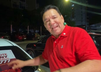 Tony Medeiros inicia campanha eleitoral com grande adesivaço na zona Centro-Sul de Manaus Tony Medeiros inicia campanha eleitoral com grande adesivaço na zona Centro-Sul de Manaus