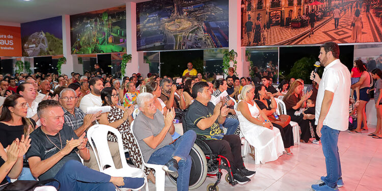 Na Semulsp, Renato Junior inaugura ‘Espaço Multiuso Jairo Santos’ e eterniza legado de servidor
