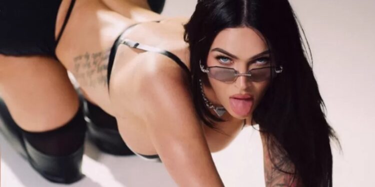 Atriz de Transformers, Megan Fox abre conta em site de conteúdo adulto, para alegria dos fãs
